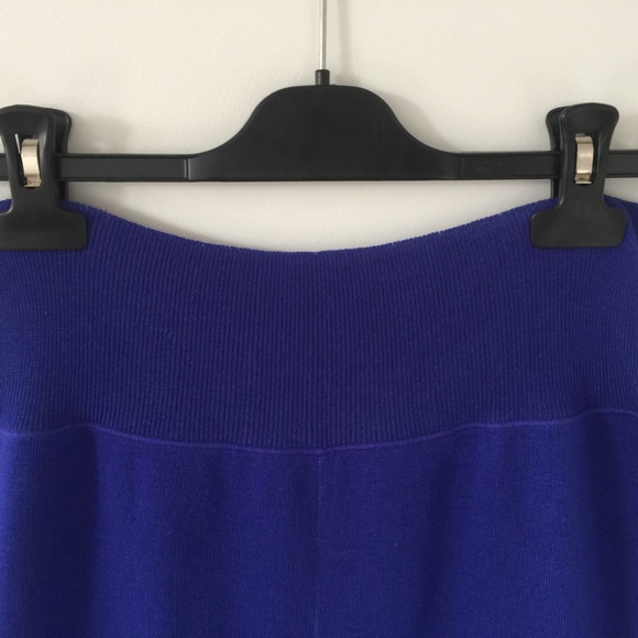 Claude Montana VTG cobolt-blue knit skirt - Picture 11 of 12